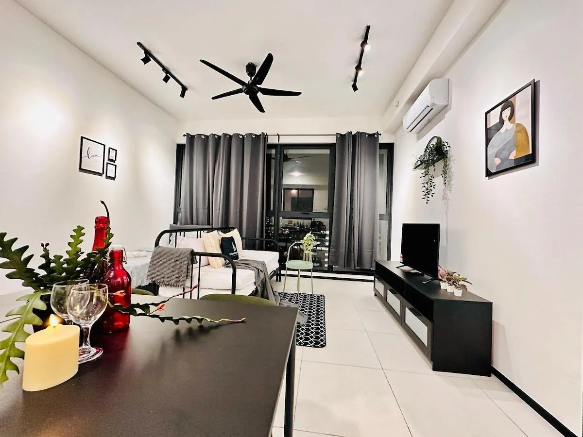 3Br-2Bath-Sea & City View New Condo In Georgetown 10Pax Апартаменты Джорджтаун