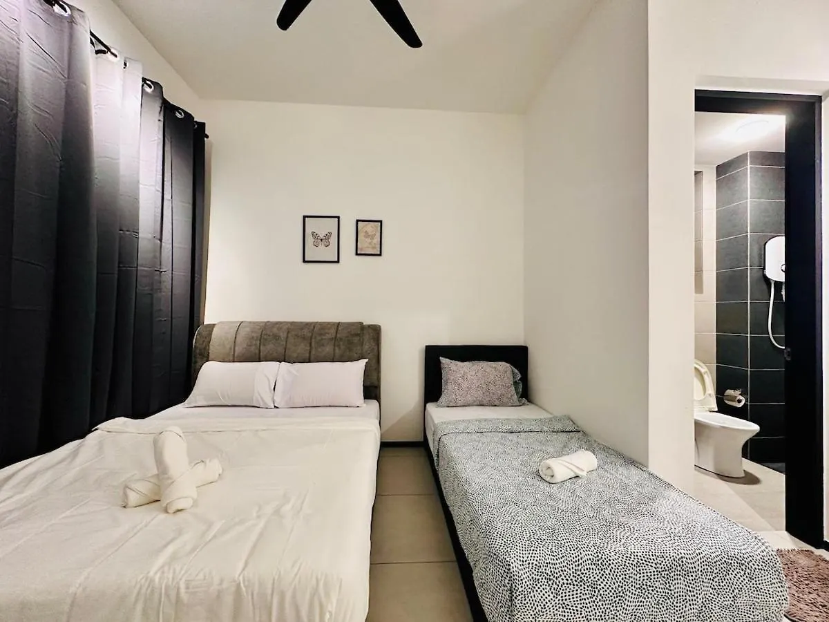 3Br-2Bath-Sea & City View New Condo In Georgetown 10Pax Малайзия