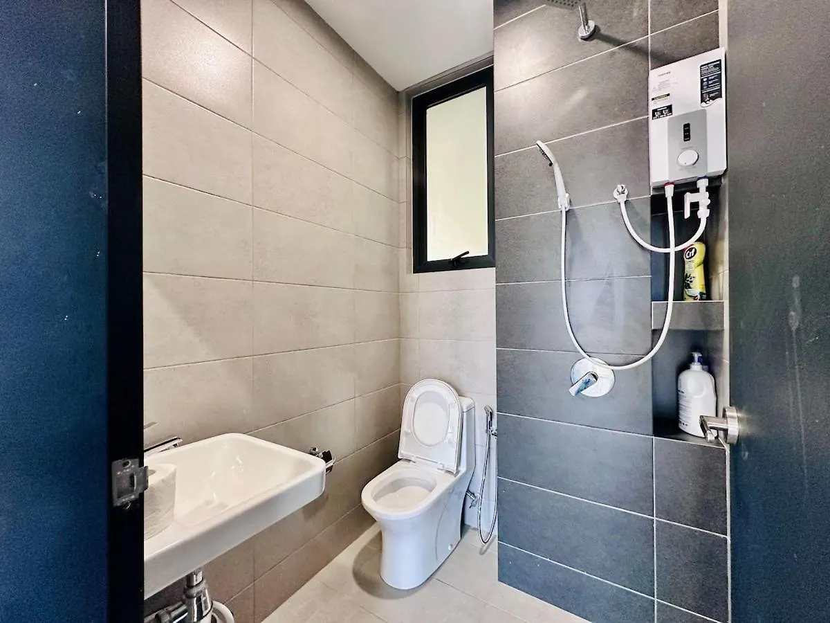 Апартаменты 3Br-2Bath-Sea & City View New Condo In Georgetown 10Pax Малайзия